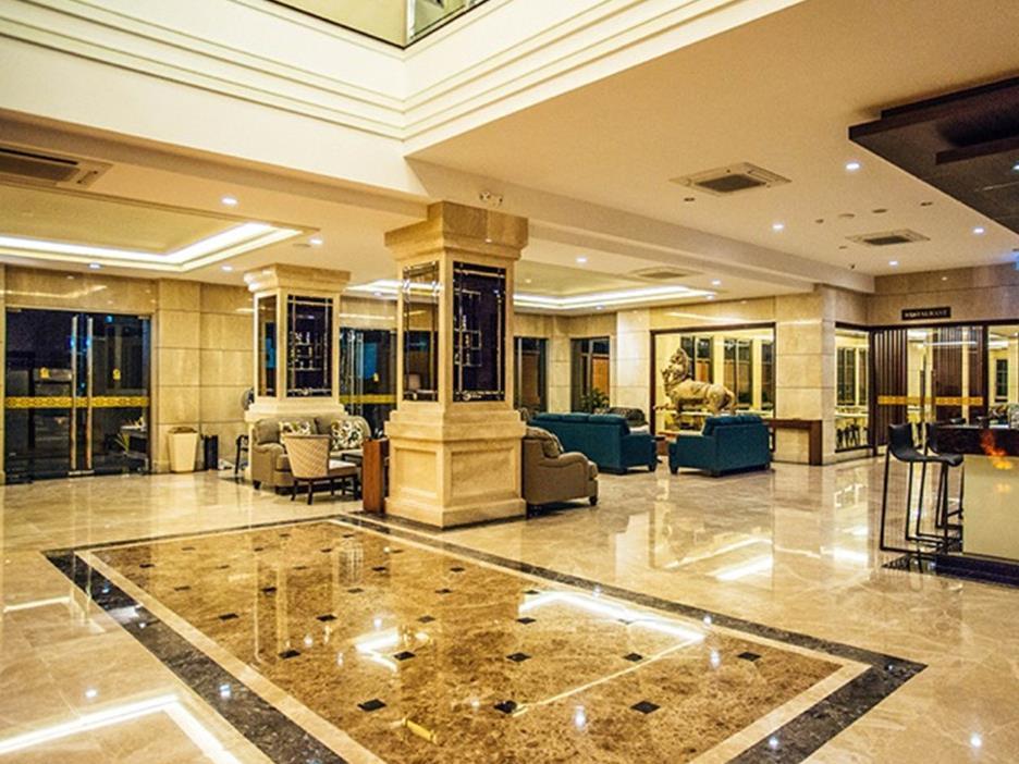 March Hotel Pattaya Eksteriør billede