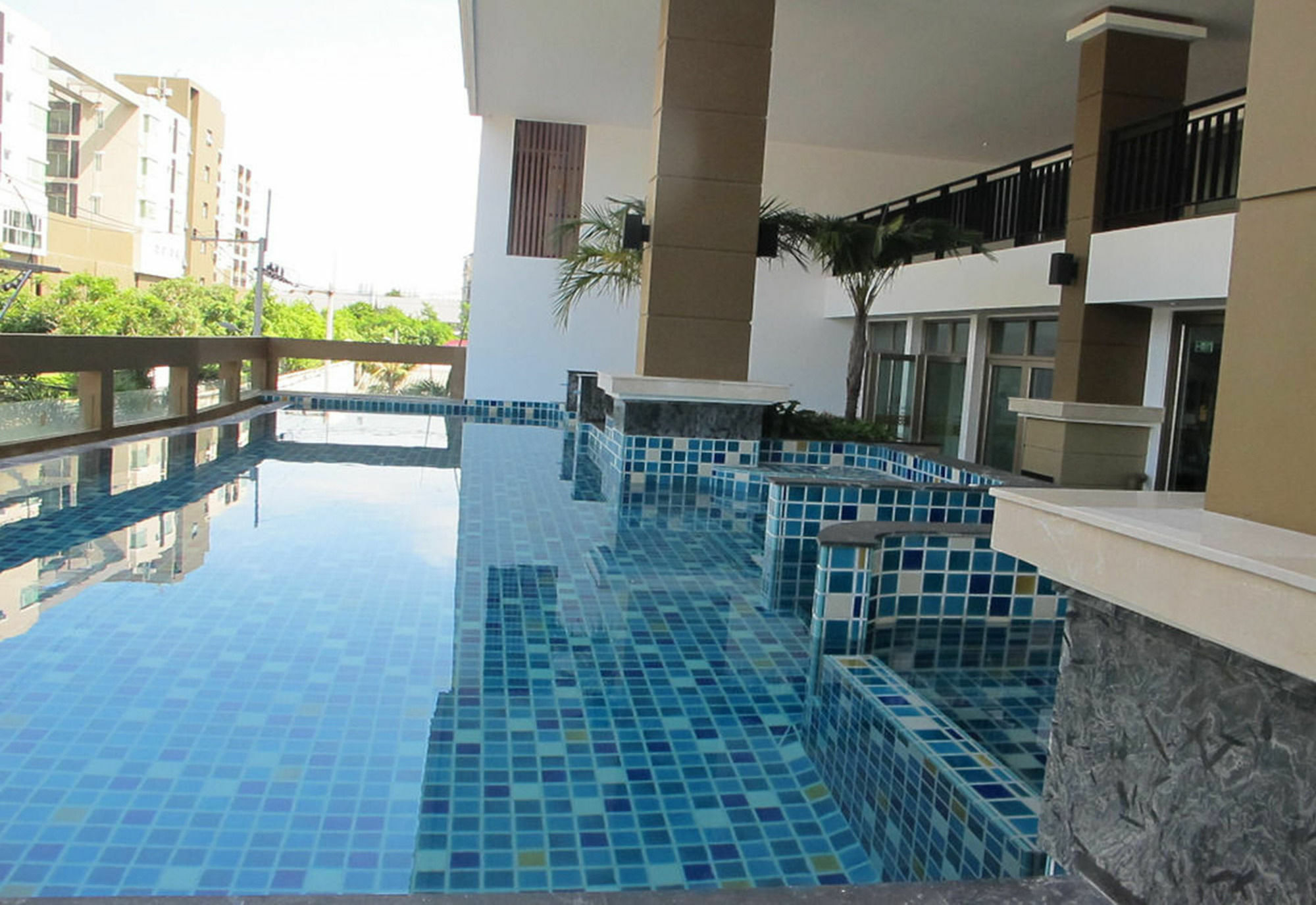 March Hotel Pattaya Eksteriør billede