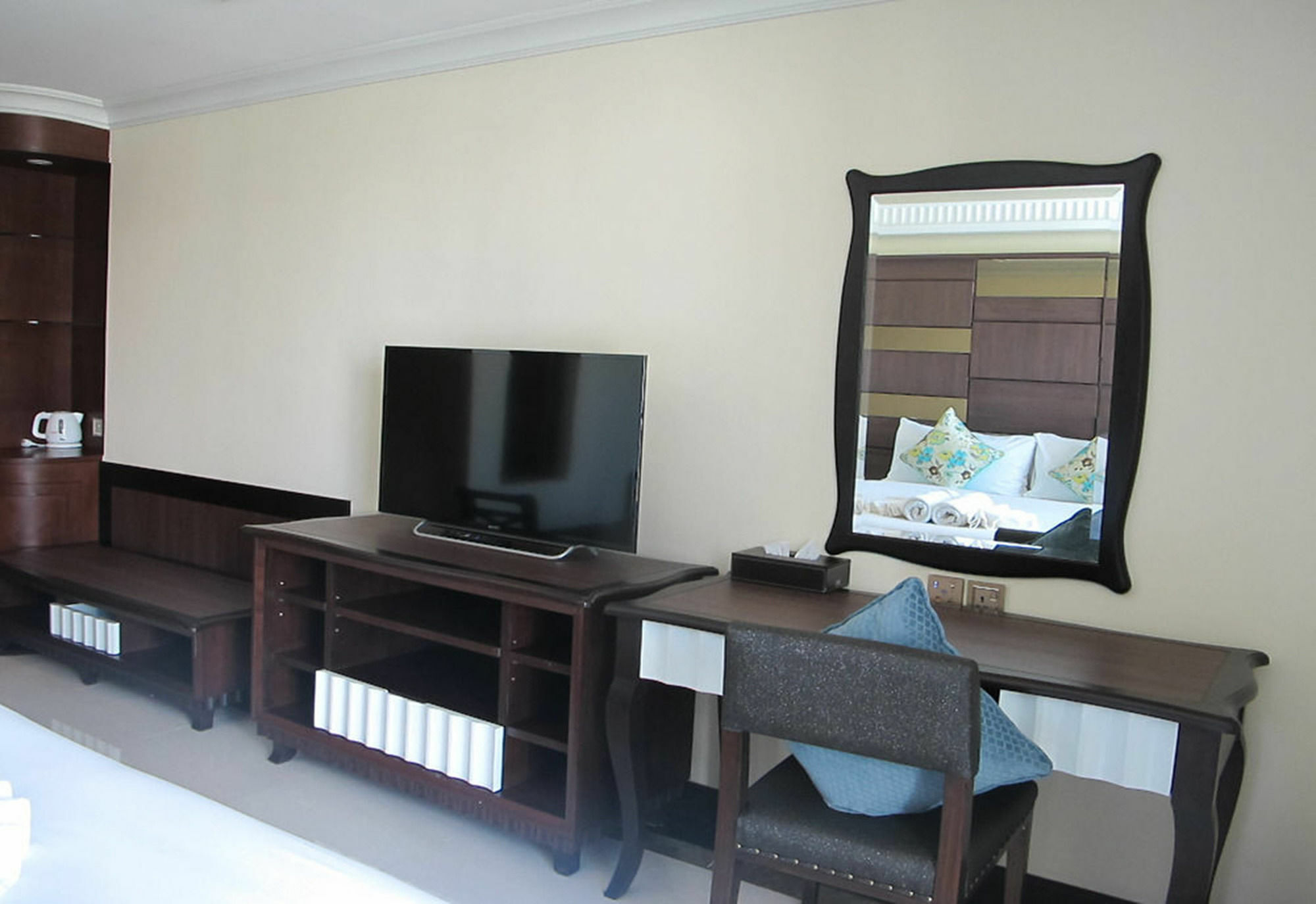 March Hotel Pattaya Eksteriør billede